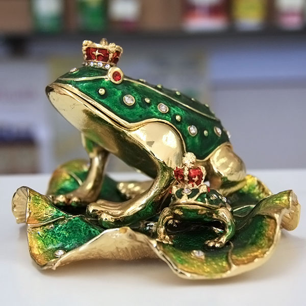 Jewelry Gift Box Crown Frogs on Lotus Leaves Gilt Jewelry Gift Box with Fine Crystals