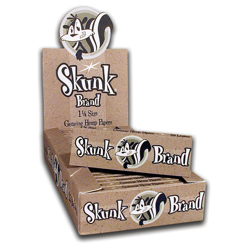 Glow Industries Skunk Brand 1 1/4 Inch Cigarette Rolling Papers, Glow Industries